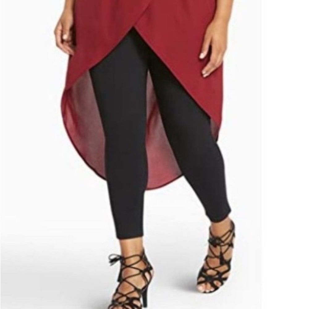 3 Pairs of Size 2 Torrid Black Premium Leggings for Meg

New in Packaging